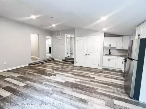 287 Dorn Ave, Middlesex, NJ 08846 photo 20