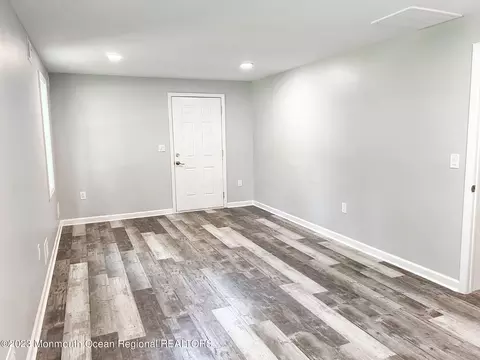 287 Dorn Ave, Middlesex, NJ 08846 photo 21