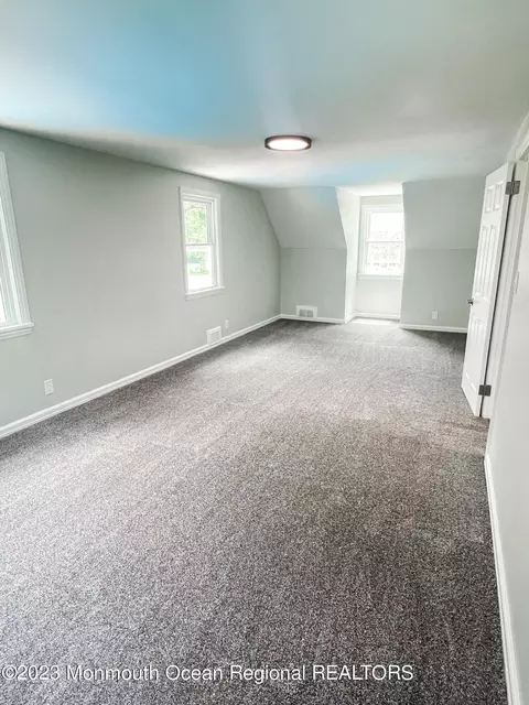287 Dorn Ave, Middlesex, NJ 08846 photo 11