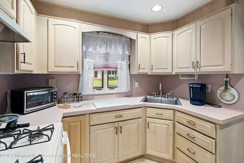 280 18th Ave, Brick, NJ 08724 photo 8