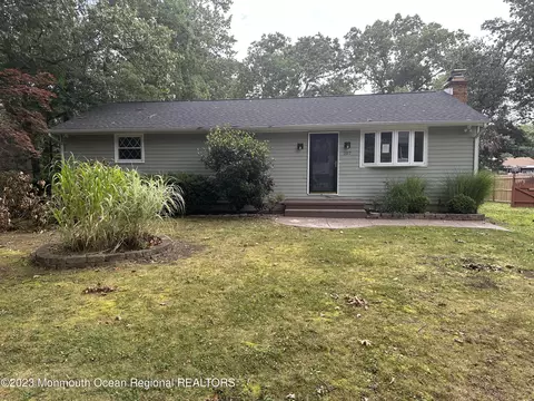 207 Florida Trl, Browns Mills, NJ 08015