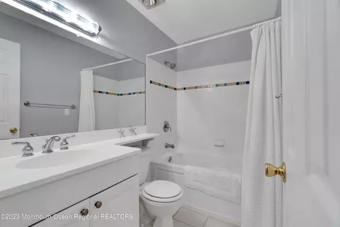 36 Mountain Laurel Ln # A, Brielle, NJ 08730 photo 29