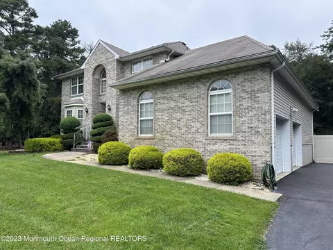 6 Nancy Ct, Jackson, NJ 08527 photo 2