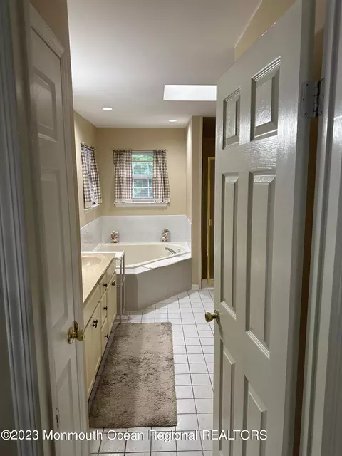 6 Nancy Ct, Jackson, NJ 08527 photo 7