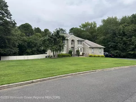6 Nancy Ct, Jackson, NJ 08527 photo 3