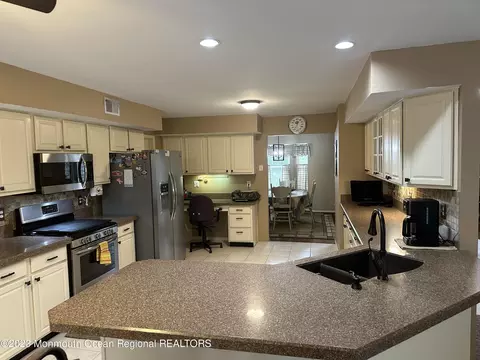 6 Nancy Ct, Jackson, NJ 08527 photo 19