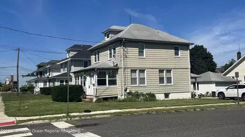 369 Shrewsbury Ave, Red Bank, NJ 07701