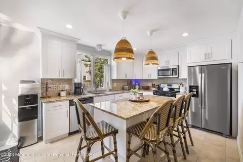 56 Barberie Ave, Highlands, NJ 07732