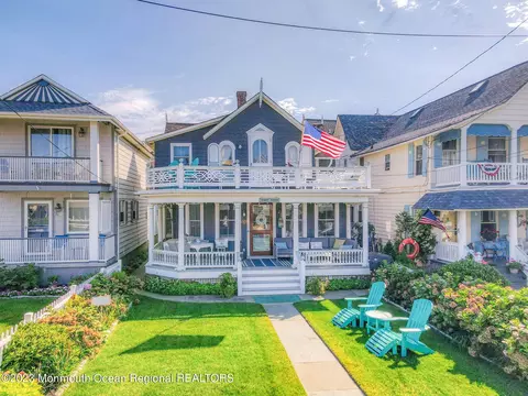 8 Embury Ave, Ocean Grove, NJ 07756