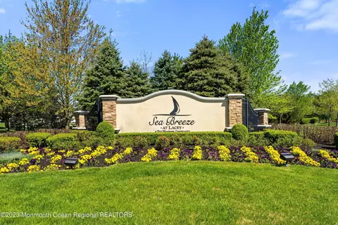 89 Arborridge Dr, Forked River, NJ 08731 photo 4