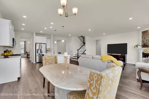 114 Bennet Ln, Manahawkin, NJ 08050
