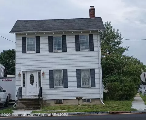 47 Church St, Allentown, NJ 08501