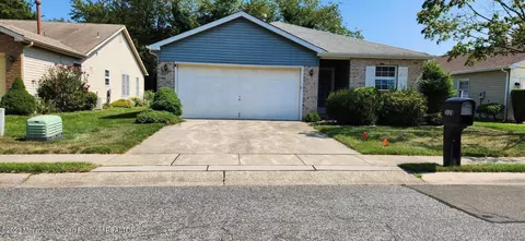 1889 Cherryvale Ct, Toms River, NJ 08755