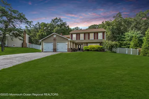 38 Ashford Rd, Jackson, NJ 08527