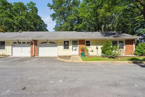 123 Edinburgh Ln # a, Lakewood, NJ 08701