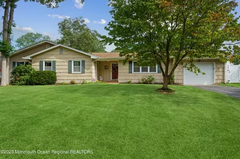 814 Clifton St, Forked River, NJ 08731