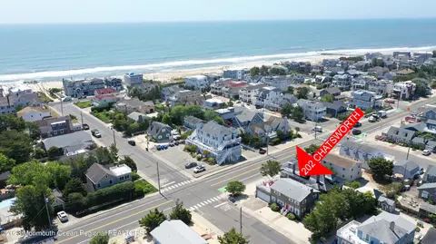 202 E Chatsworth Ave, Beach Haven, NJ 08008