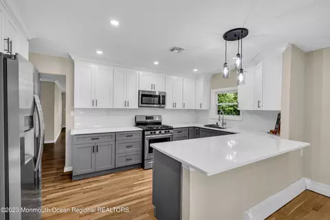 398 Jamaica Blvd, Toms River, NJ 08757
