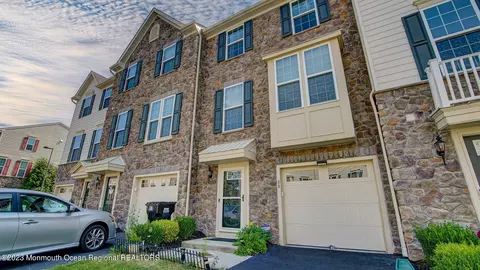 88 Phillip E Frank Way, Cliffwood, NJ 07721