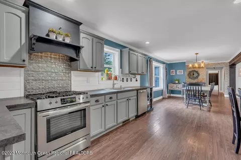 402 Hickory Ln, Forked River, NJ 08731 photo 23