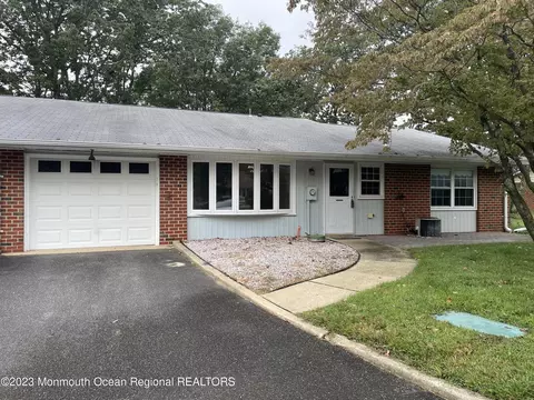 914 Dumbarton Dr # a, Lakewood, NJ 08701