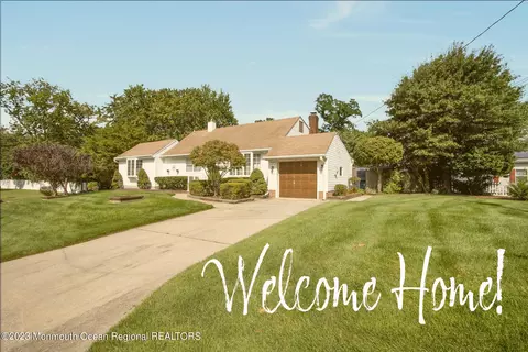 2 Jane Pl, Hazlet, NJ 07730
