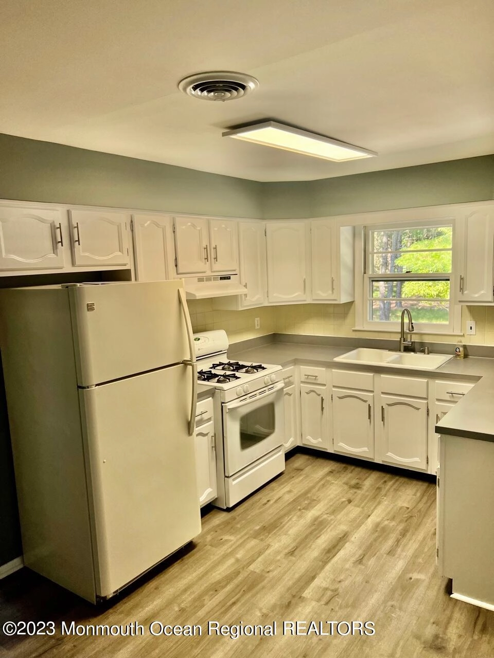 73 Whitaker Dr, Berkeley, NJ 08721 photo 5