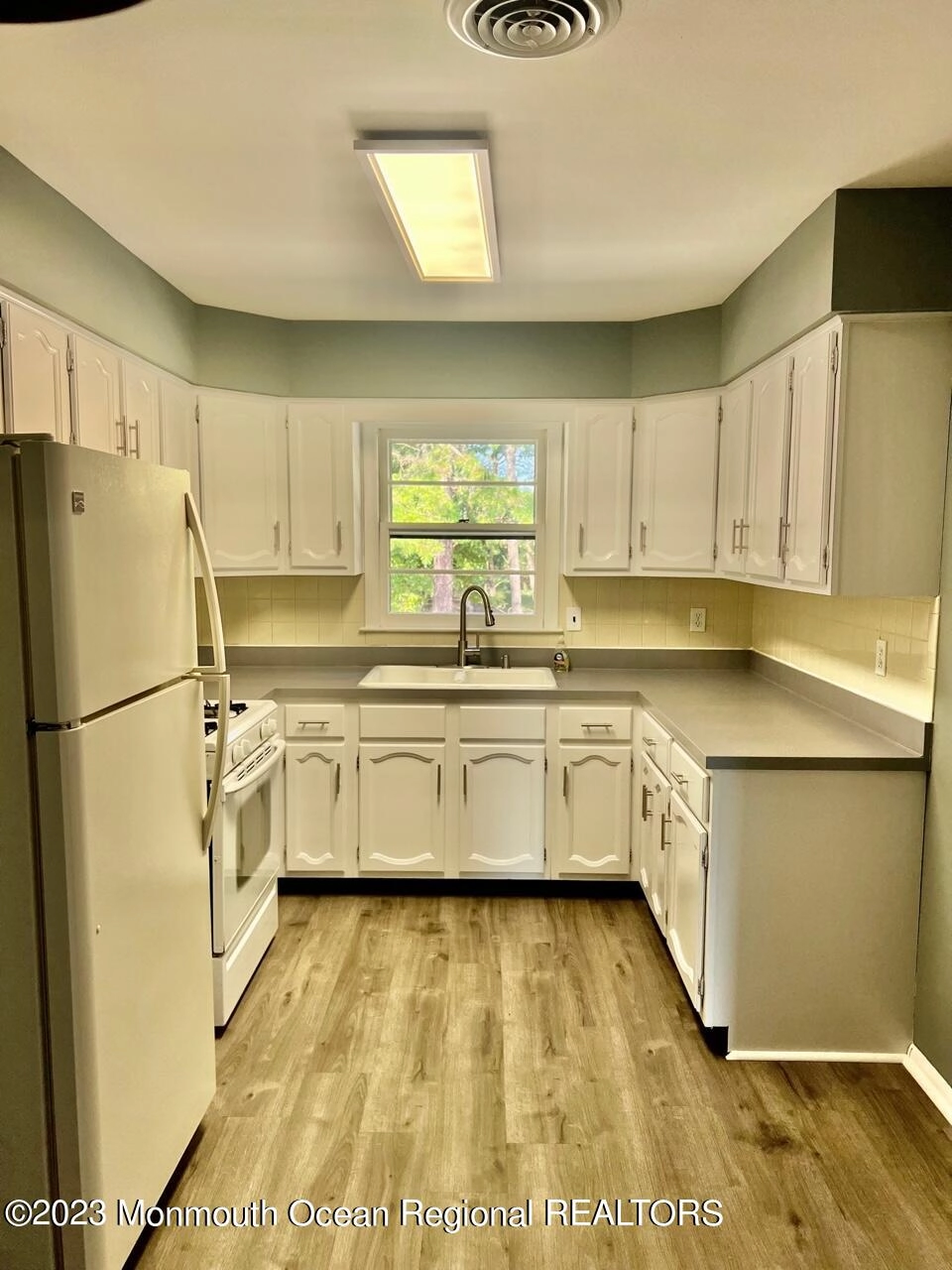 73 Whitaker Dr, Berkeley, NJ 08721 photo 6