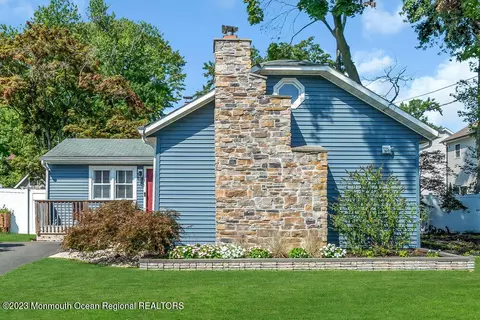 148 Maplewood Ave, Atlantic Highlands, NJ 07716