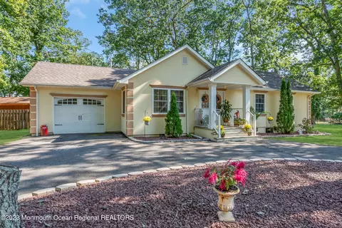 2 Elm St, Jackson, NJ 08527 photo 3
