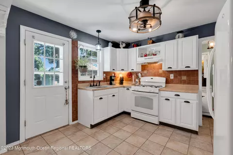 2 Elm St, Jackson, NJ 08527 photo 13
