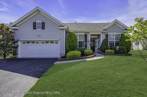 171 Mirage Blvd, Barnegat, NJ 08005