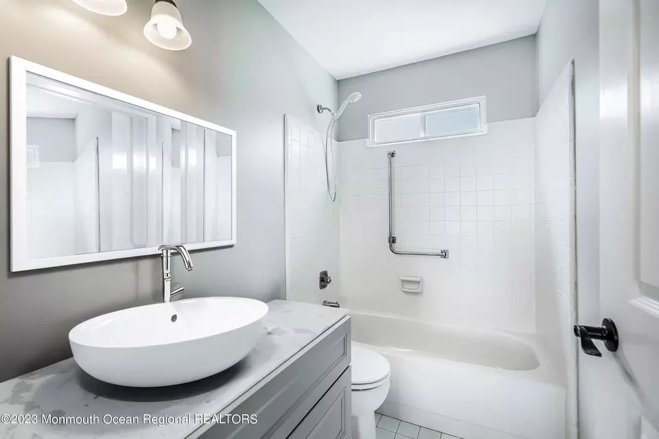  40 Flintshire Ter, Manchester, NJ 08759 photo 19