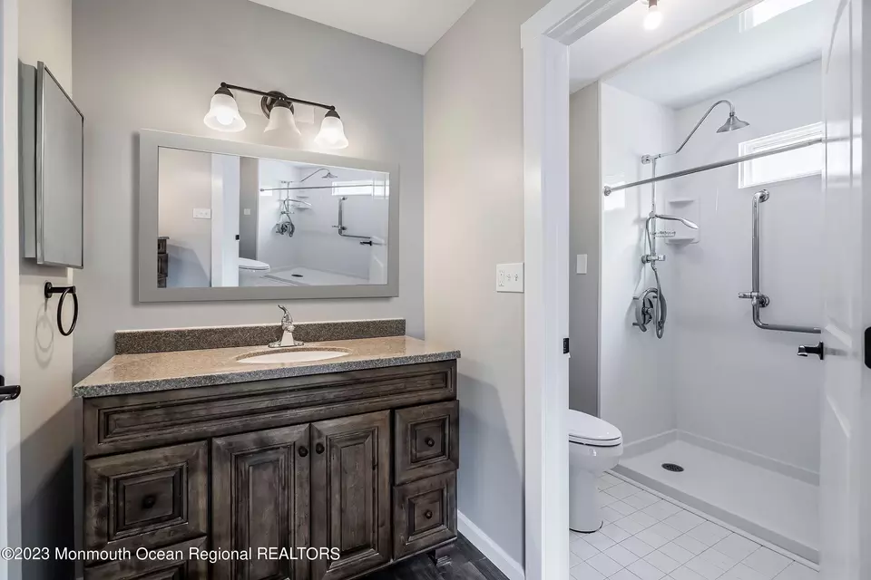  40 Flintshire Ter, Manchester, NJ 08759 photo 17