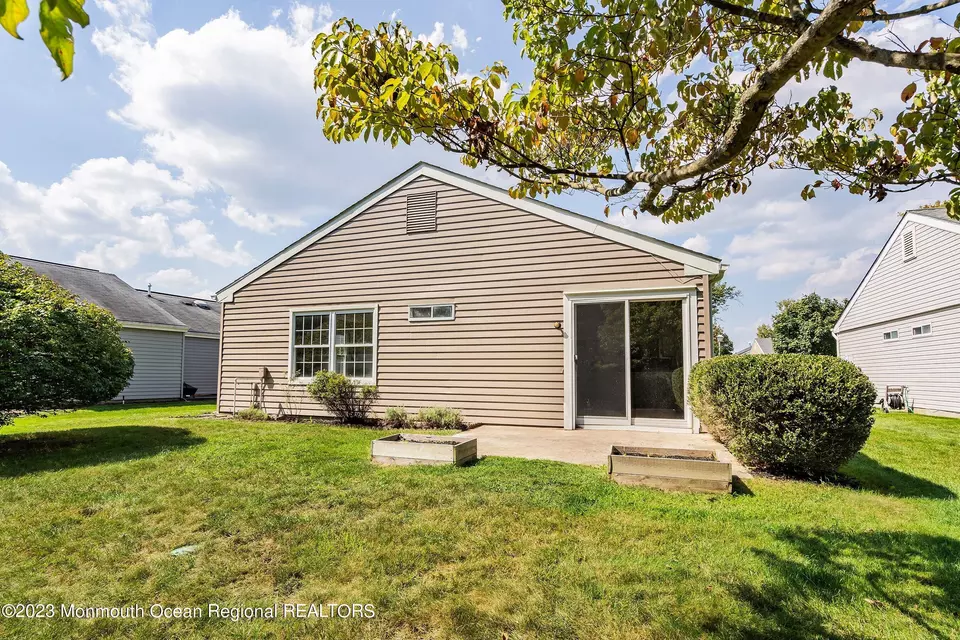  40 Flintshire Ter, Manchester, NJ 08759 photo 24