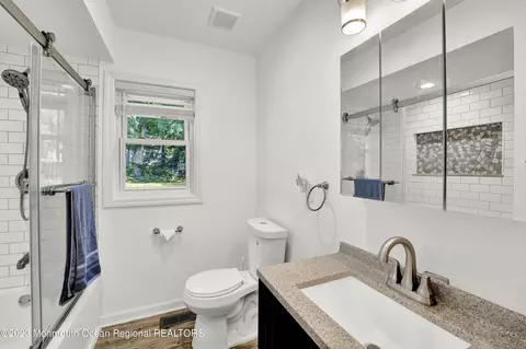 70 Brook Ave, Passaic, NJ 07055 photo 23