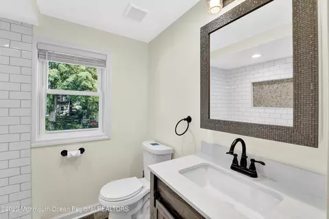 70 Brook Ave, Passaic, NJ 07055 photo 34
