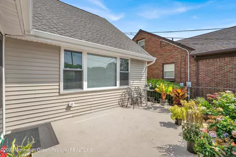70 Brook Ave, Passaic, NJ 07055 photo 5