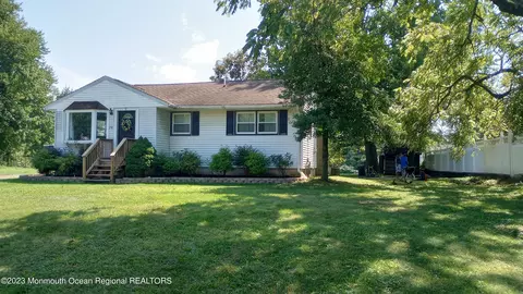 258 Gordon Rd, Old Bridge, NJ 08857