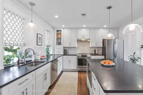 5 Russel Ave, Oceanport, NJ 07757