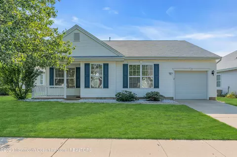 19 Pelican Ln, Little Egg Harbor, NJ 08087
