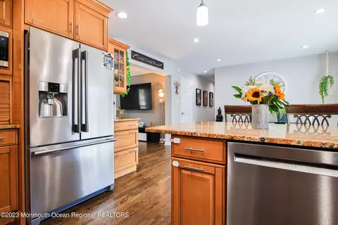 2121 Ridgeway Rd, Toms River, NJ 08757