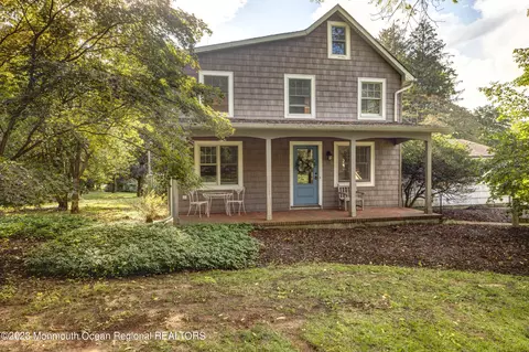 57 Hurleys Ln, Lincroft, NJ 07738