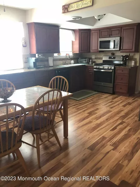 31 Sheffield Dr, Forked River, NJ 08731 photo 8