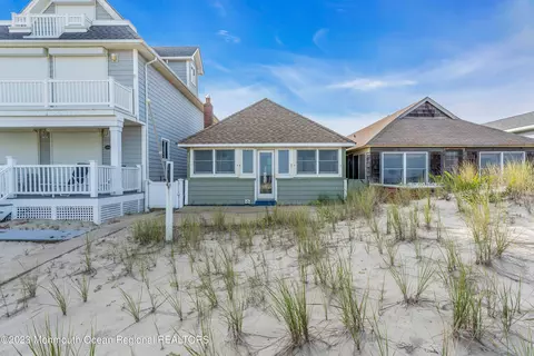 122 1st Ave #-123 BEACHFRONT, Manasquan, NJ 08736