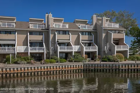1266 Ocean Ave N #4, Sea Bright, NJ 07760