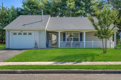 2012 Brookdale Dr, Forked River, NJ 08731 photo 4