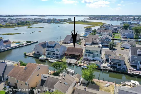 2103 Glenwood Dr, Point Pleasant, NJ 08742