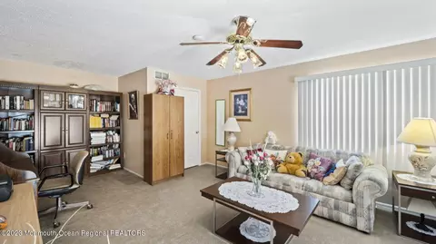5 Iris Ct, Howell, NJ 07731 photo 31