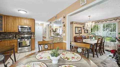5 Iris Ct, Howell, NJ 07731 photo 16